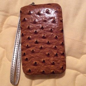 Ostrich case and wallet🚬 no returns no trades
