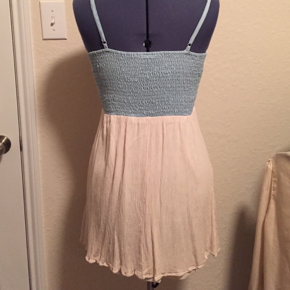 Embroidered Aztec dress with straps - Picture 2 of 4