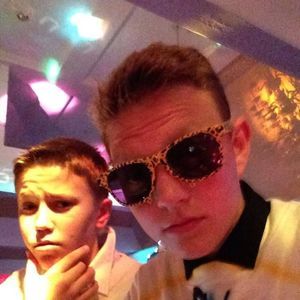 Meet your Posher, Peyton