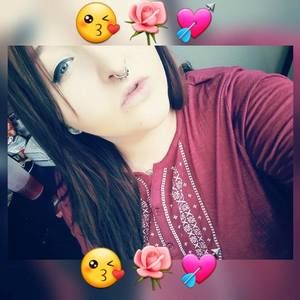 Meet your Posher, Toni lea