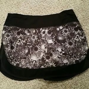 Lululemon  Hottie Hot Skirt !