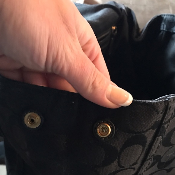 Coach Bag - Picture 3 of 4