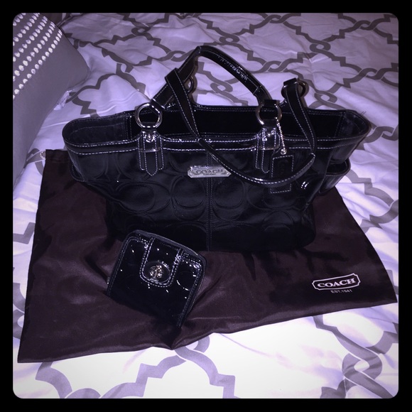 ‼️Sale‼️Coach purse and matching wallet