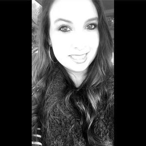 Meet your Posher, Blaine