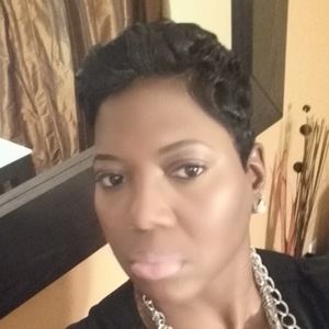 Meet your Posher, Jacqueline