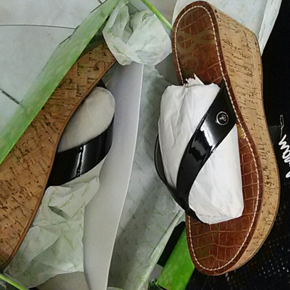 BLACK STRAP CORK WEDGES PLATFORM