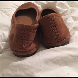 Tan lucky brand flats