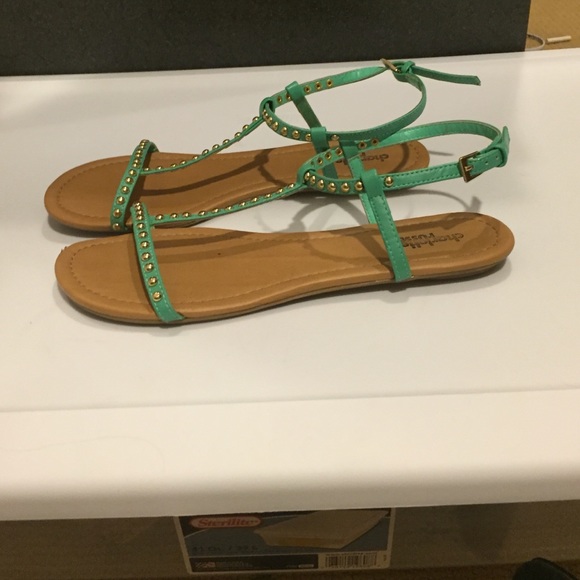 Charlotte Russe sandals - Picture 2 of 3