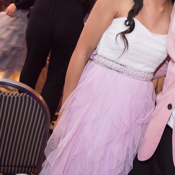 STRAPLESS PROM DRESS - Picture 3 of 4