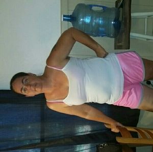 Meet your Posher, Bobbie