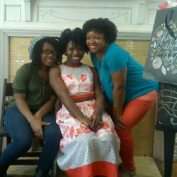 Meet your Posher, Kit - Picture 5 of 5