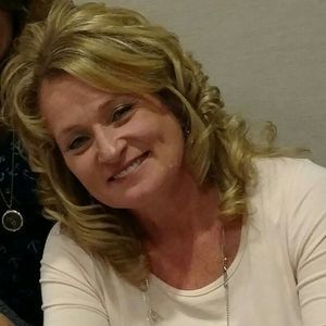 Meet your Posher, Charlotte maree