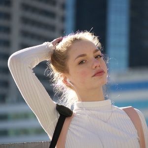 Meet your Posher, Rebecca