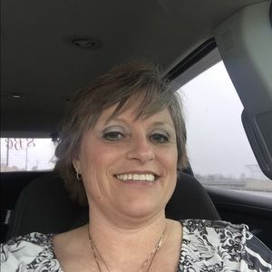 Meet your Posher, Staci