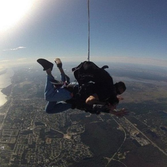 Meet your Posher, Samantha - Picture 2 of 2