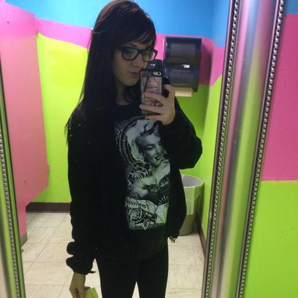 Meet your Posher, Colista ann