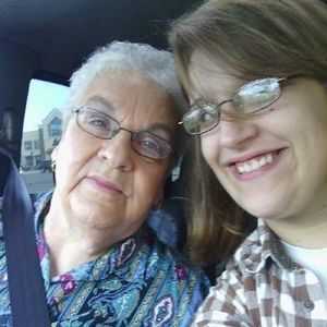 Meet your Posher, Sandra