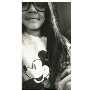 Meet your Posher, Mandy