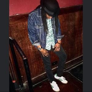 Meet your Posher, Lakia