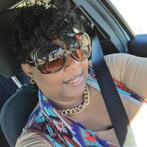 Meet your Posher, Renarta robertson