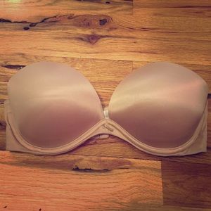 Victoria's Secret very sexy strapless bra