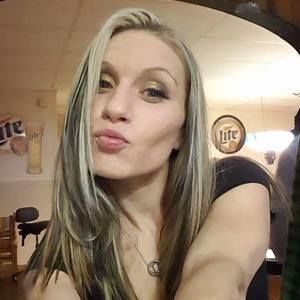 Meet your Posher, Candace