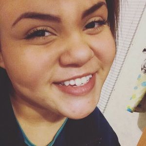 Meet your Posher, Enetria