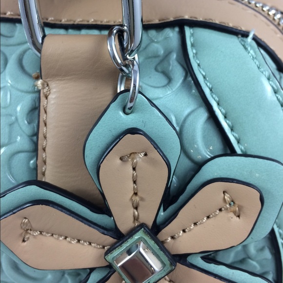 Guess purse