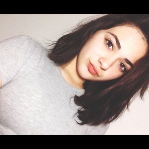 Meet your Posher, Kassandra