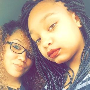 Meet your Posher, Lanaja