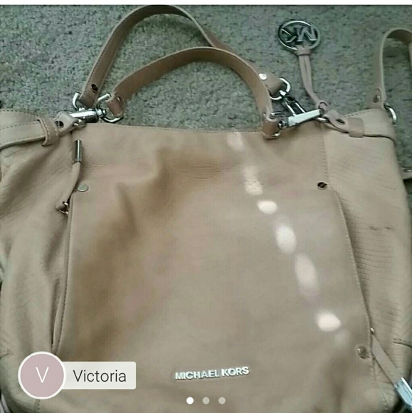 Micheal  Kors Satchel  Peach Purse
