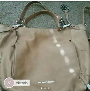 Micheal  Kors Satchel  Peach Purse
