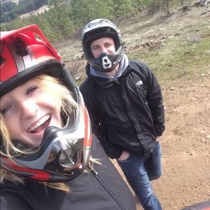 Meet your Posher, Annie