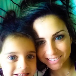 Meet your Posher, Danielle