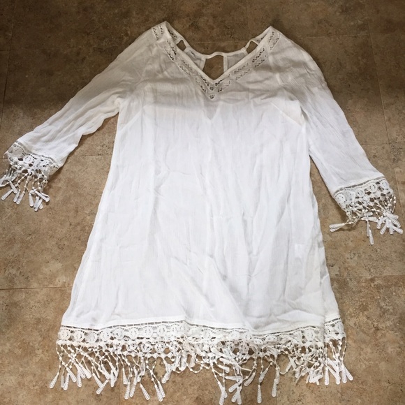 White beach cover up