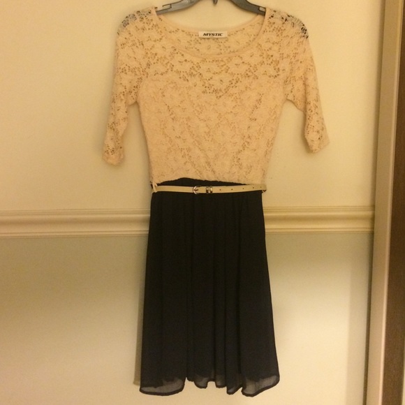 1/4 sleeve dress - Picture 1 of 1