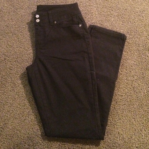 High waisted black skinny jeans