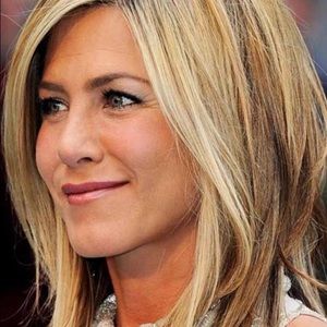 Meet your Posher, Leslie