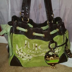 Juicy Couture daydreamer