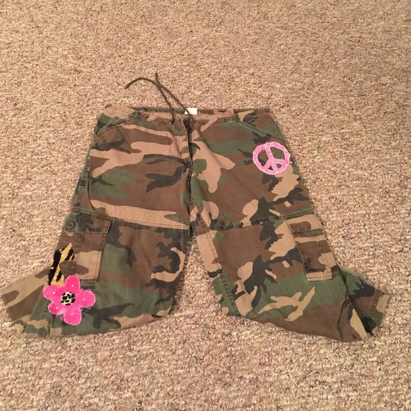Camo Capri
