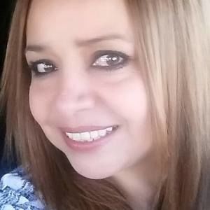 Meet your Posher, Lorena