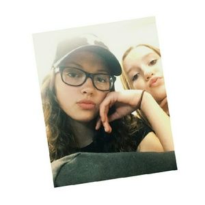 Meet your Posher, Mckenzie