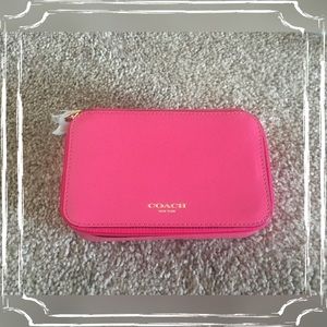 Darcy jewelry box 💍