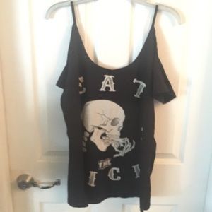 Skull black top