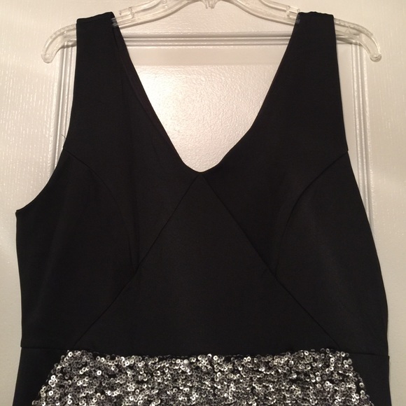 BRAND NEW W/ TAGS ⚜Sexy Black Sparkle Dress⚜ - Picture 2 of 4