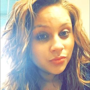 Meet your Posher, Sasha