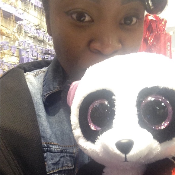 Meet your Posher, Geneva