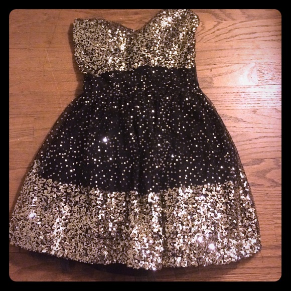 Strapless sequin dress - Picture 1 of 2