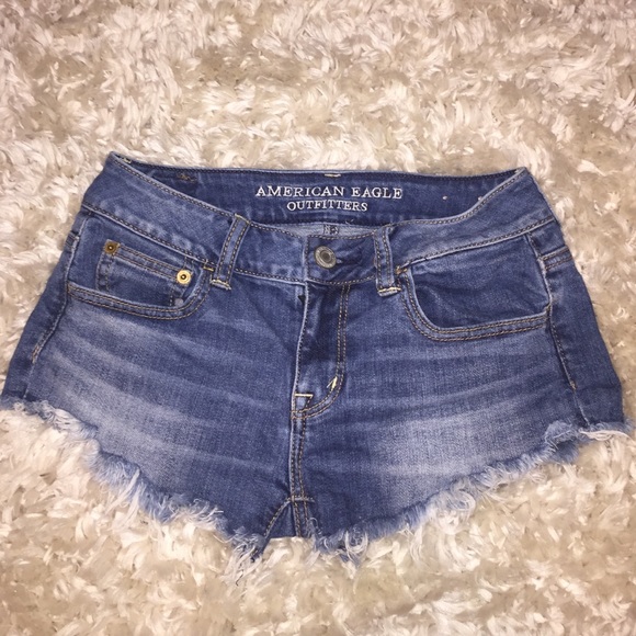 american eagle 00 ripped jean shorts