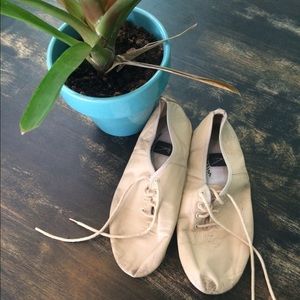 Revolution Dancewear jazz shoes